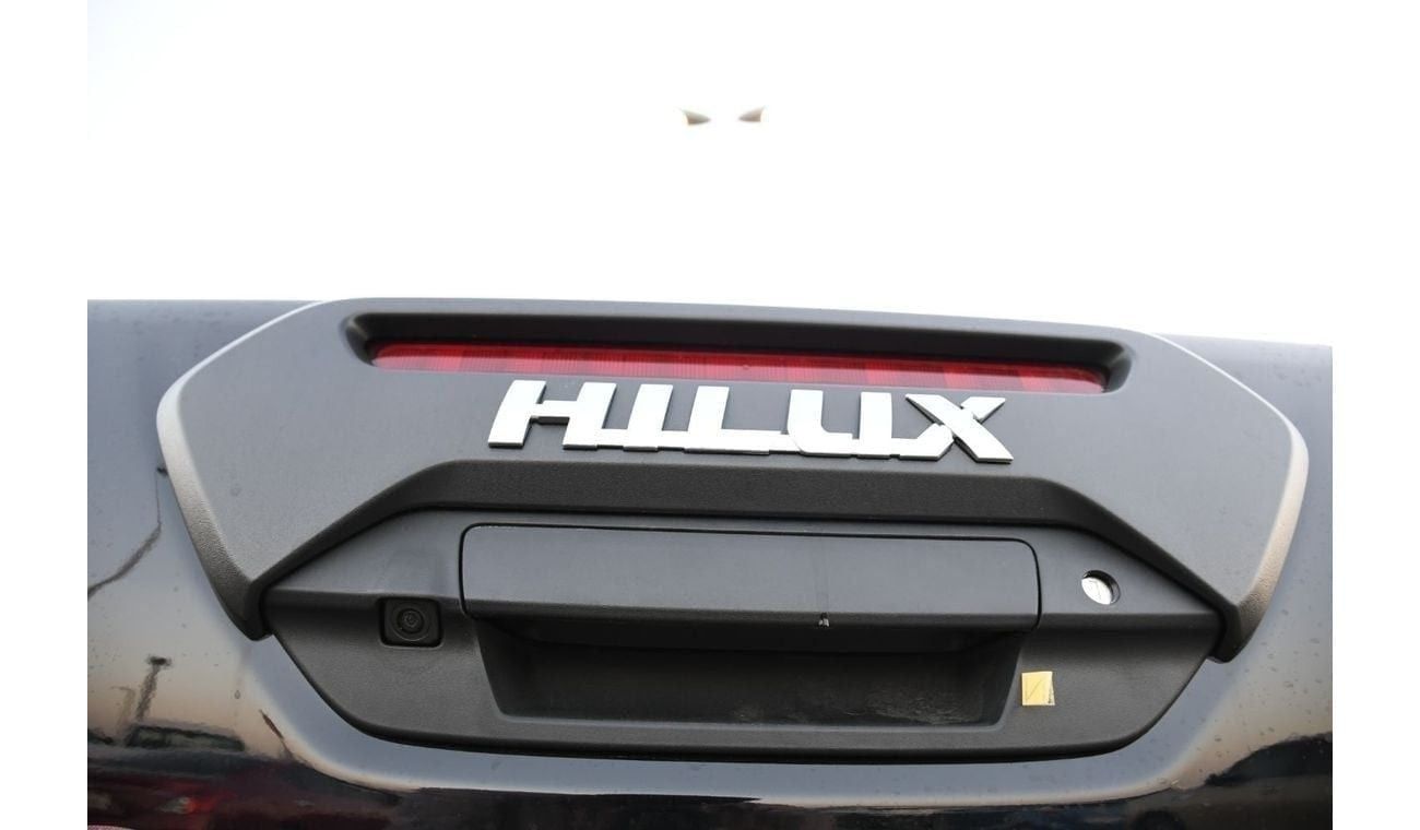 Toyota Hilux 4.0L Adventure V6 (Ready Stock )