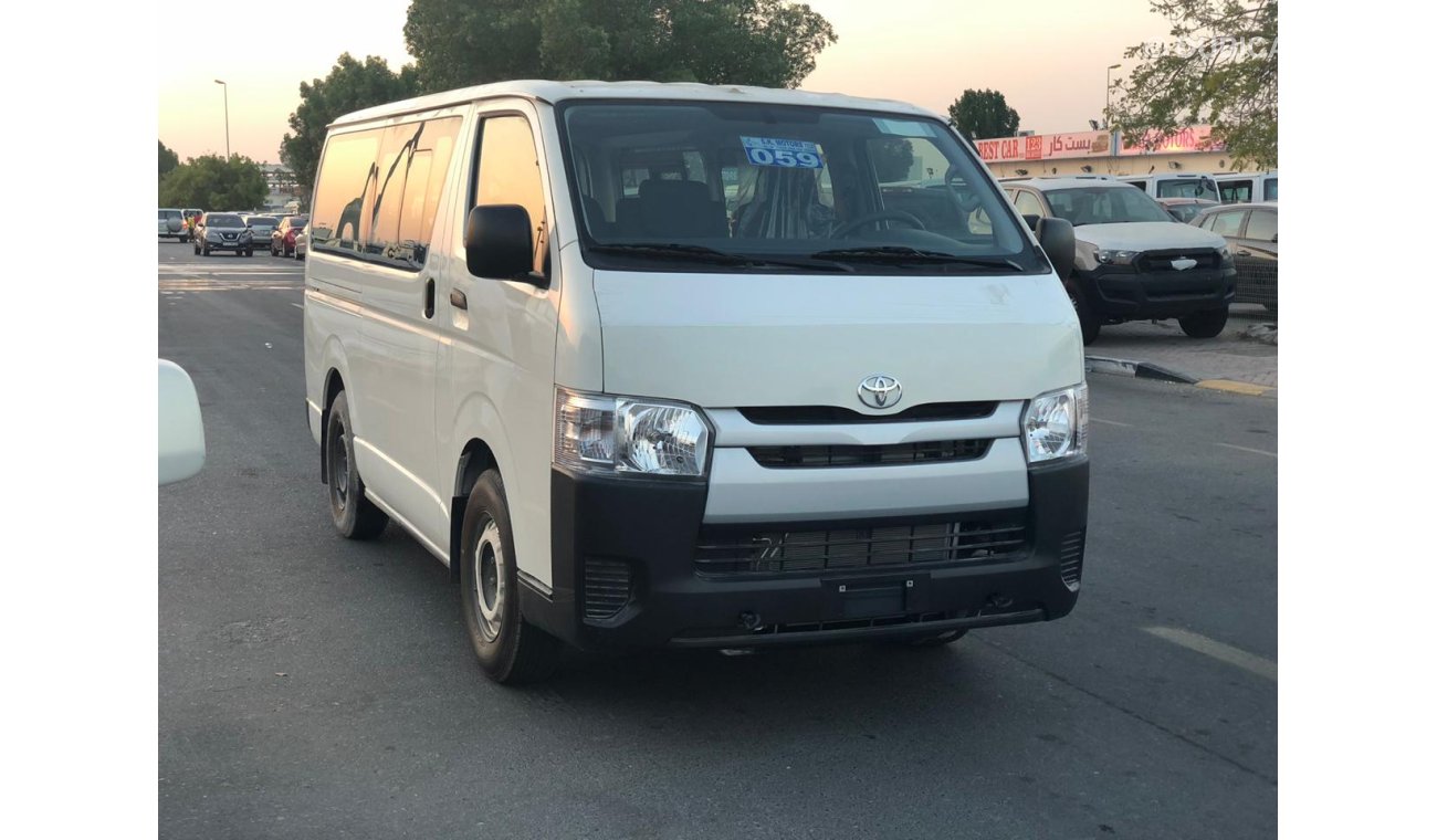 تويوتا هاياس PETROL,2.7L,V4,15 SEATS,STANDARD ROOF,MT