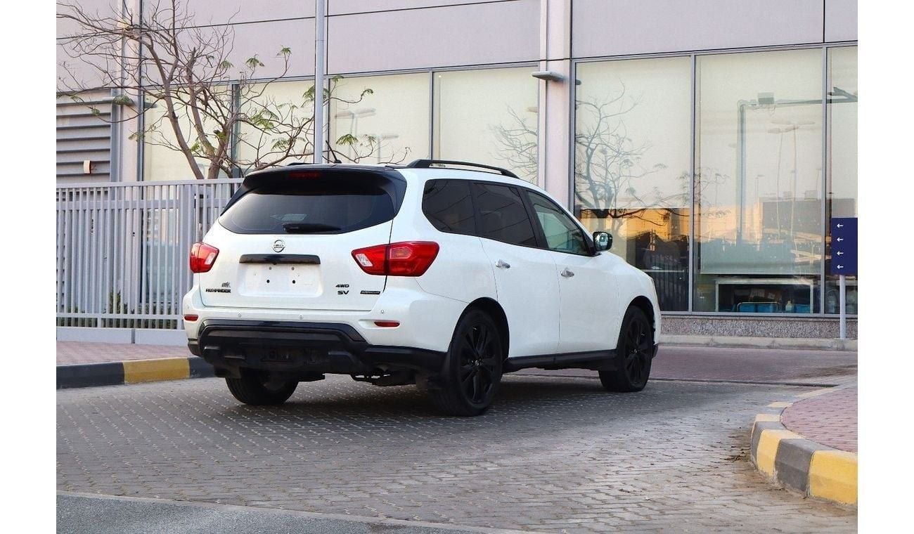 Nissan Pathfinder SV 3.5L (260 HP) 4WD