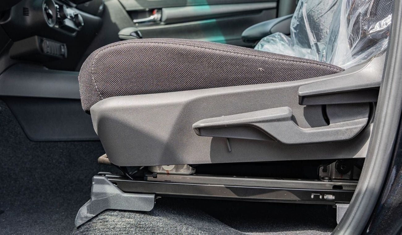 تويوتا هيلوكس 2025 Toyota Hilux Adventure 4.0L AT Petrol (Black)