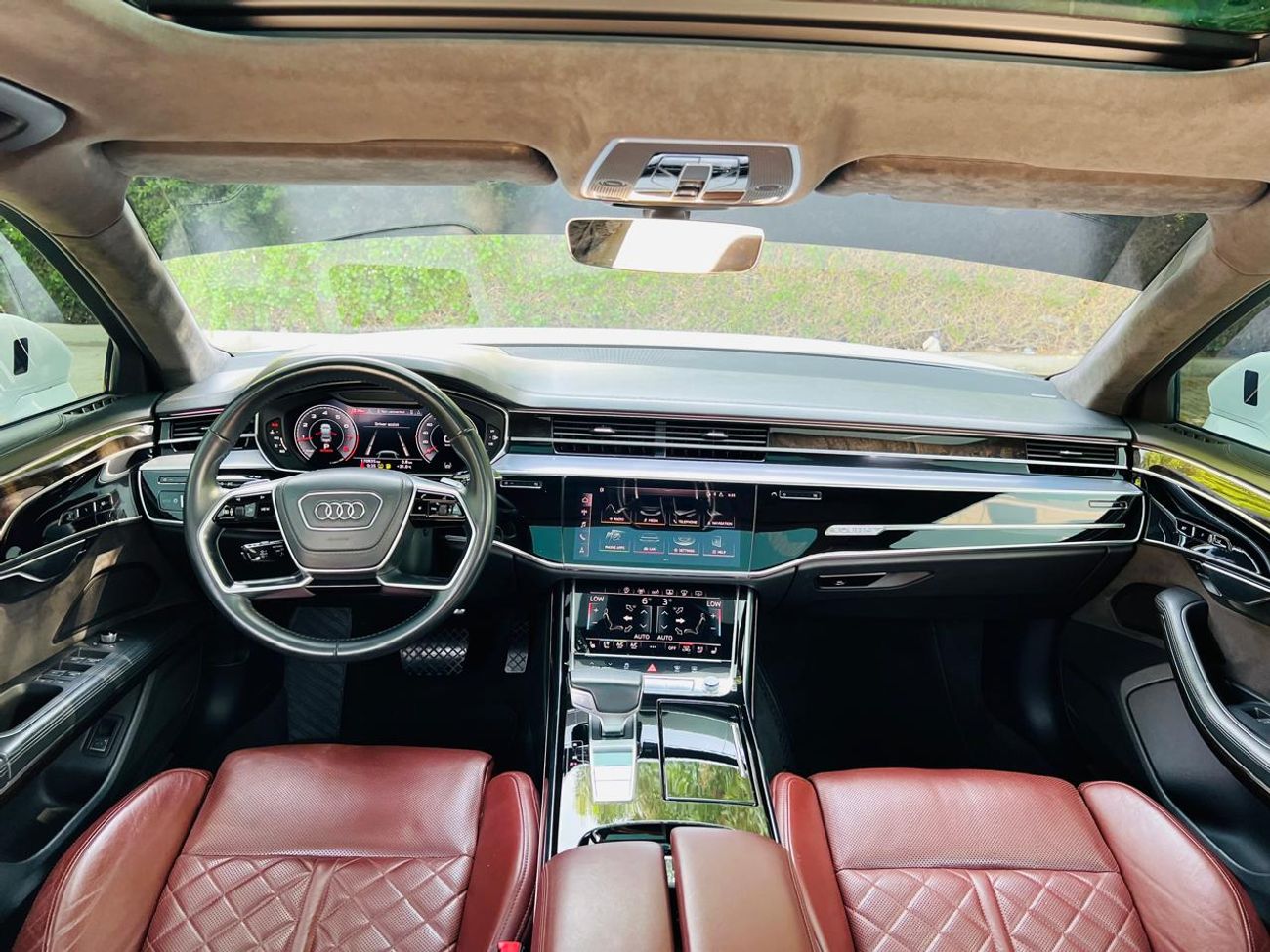 أودي A8 L 60 TFSI quattro 4.0L (460 HP)