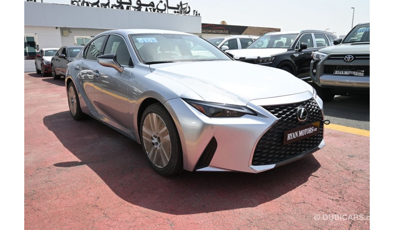 Lexus IS300 Lexus IS300 2.0L Petrol, Sedan, RWD, 4 Doors, Front Electric Seats, Cruise Control, Rear Camera, 18 