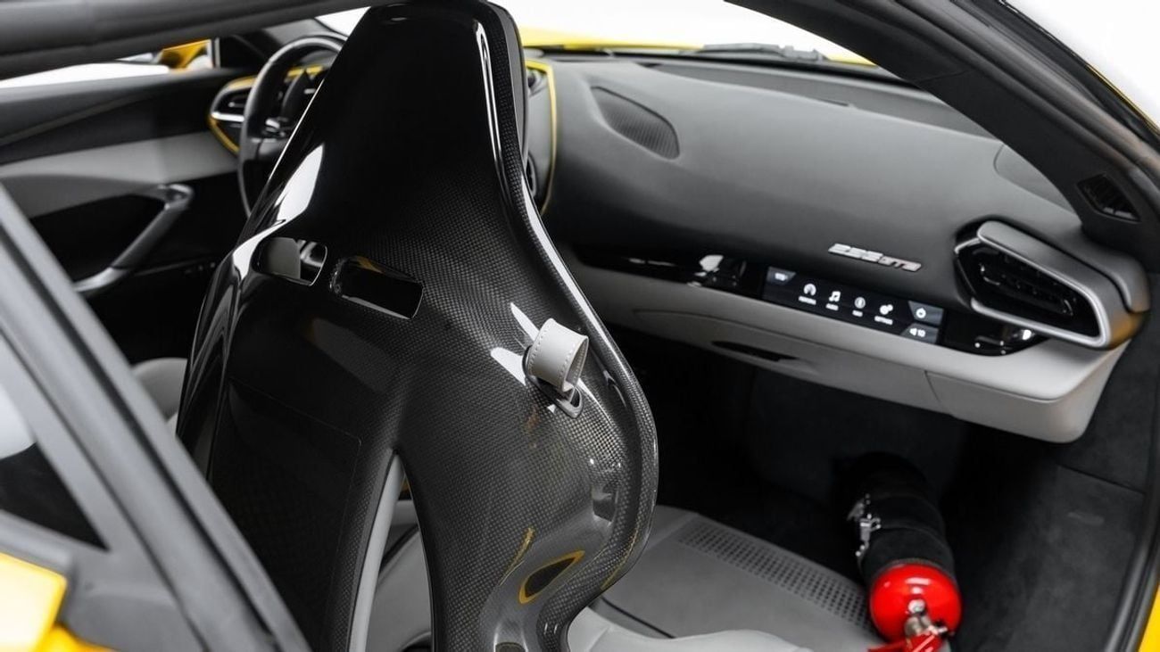 Ferrari 296 GTB - 2022 - GCC - Under Service Contract