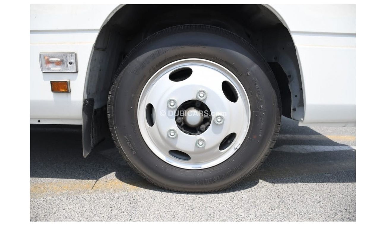 Toyota Coaster 4.2L DIESEL 30-SEATS MANUAL OPEN AUTOMATIC GATE WHITE 2023