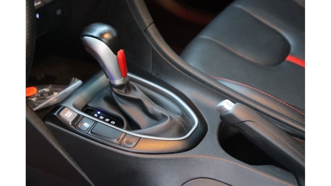 هيونداي فيلوستر Hyundai Veloster Sport Turbo / 2020 / GCC / 1.6T / Free Accident