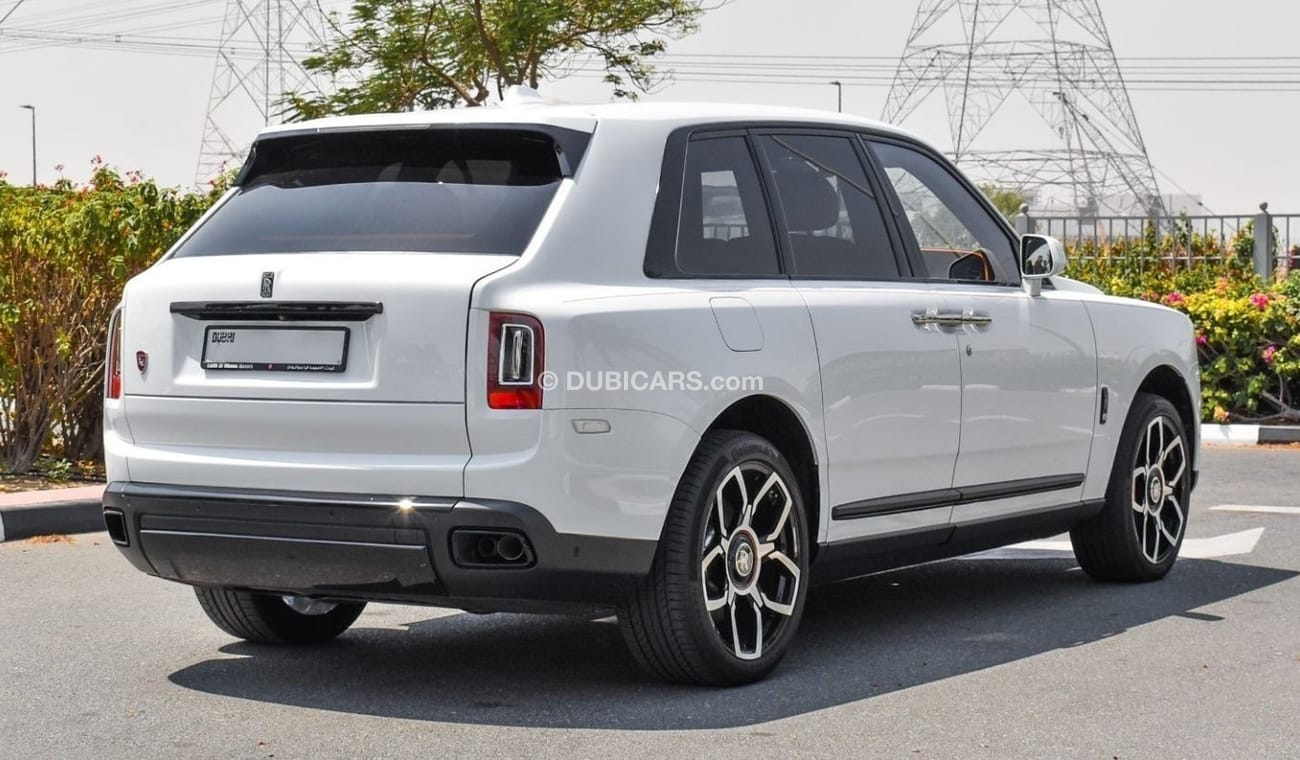 Rolls-Royce Cullinan ROLLS ROYS CULLINAN 2020 | BLACK BADGE INTERIOR AND EXTERIOR FULL OPTION | WITH A STAR LIGHT