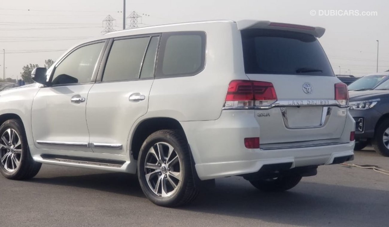 Toyota Land Cruiser 2013 V6 GXR Tinted, Automatic, [Face-Lifted 2020], Perfect Condition, Rear Leather Entertainment.