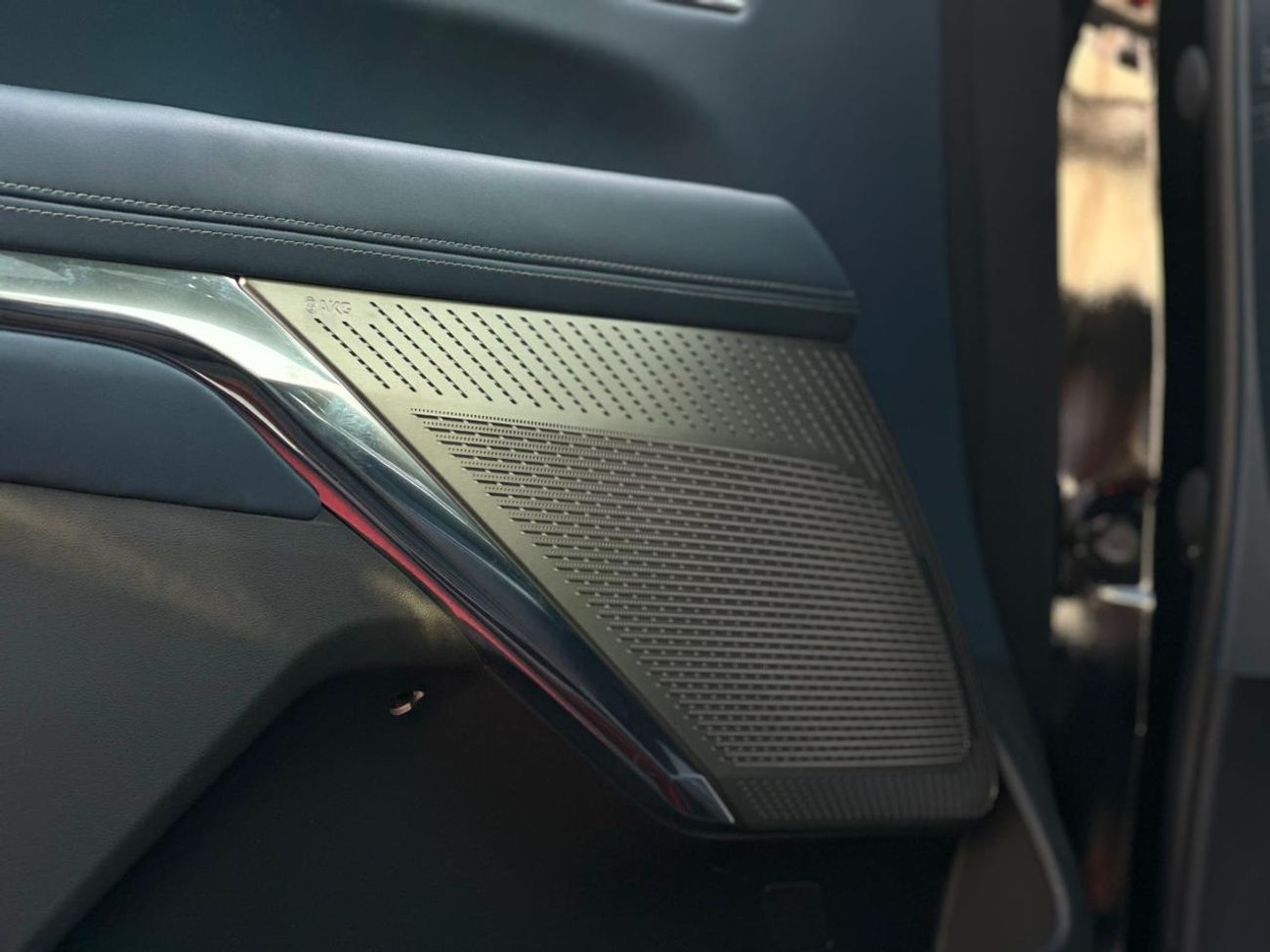 كاديلاك إسكالاد Brand New Escalade IQ Sport2 VIP Seats Automatic doors