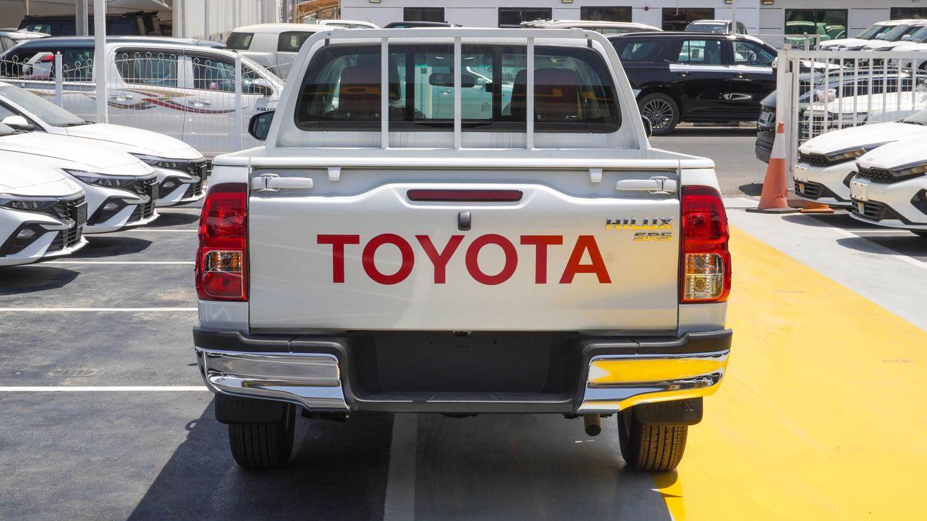 Toyota Hilux SR5 2.7 L