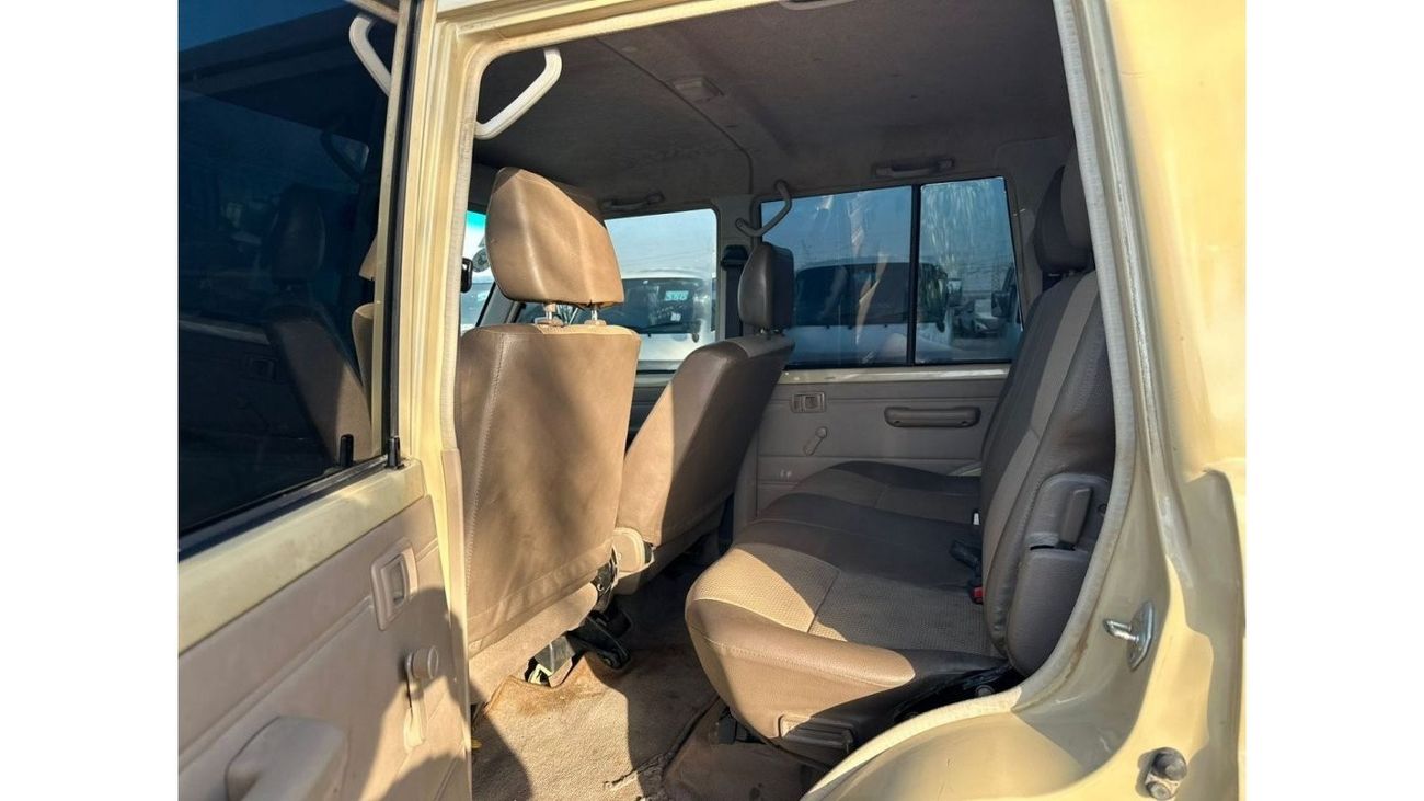 Toyota Land Cruiser Pick Up DOUBLE CABIN PICKUP | LHD | 4.0L PETROL ENGINE | 2013 | 4 X 4