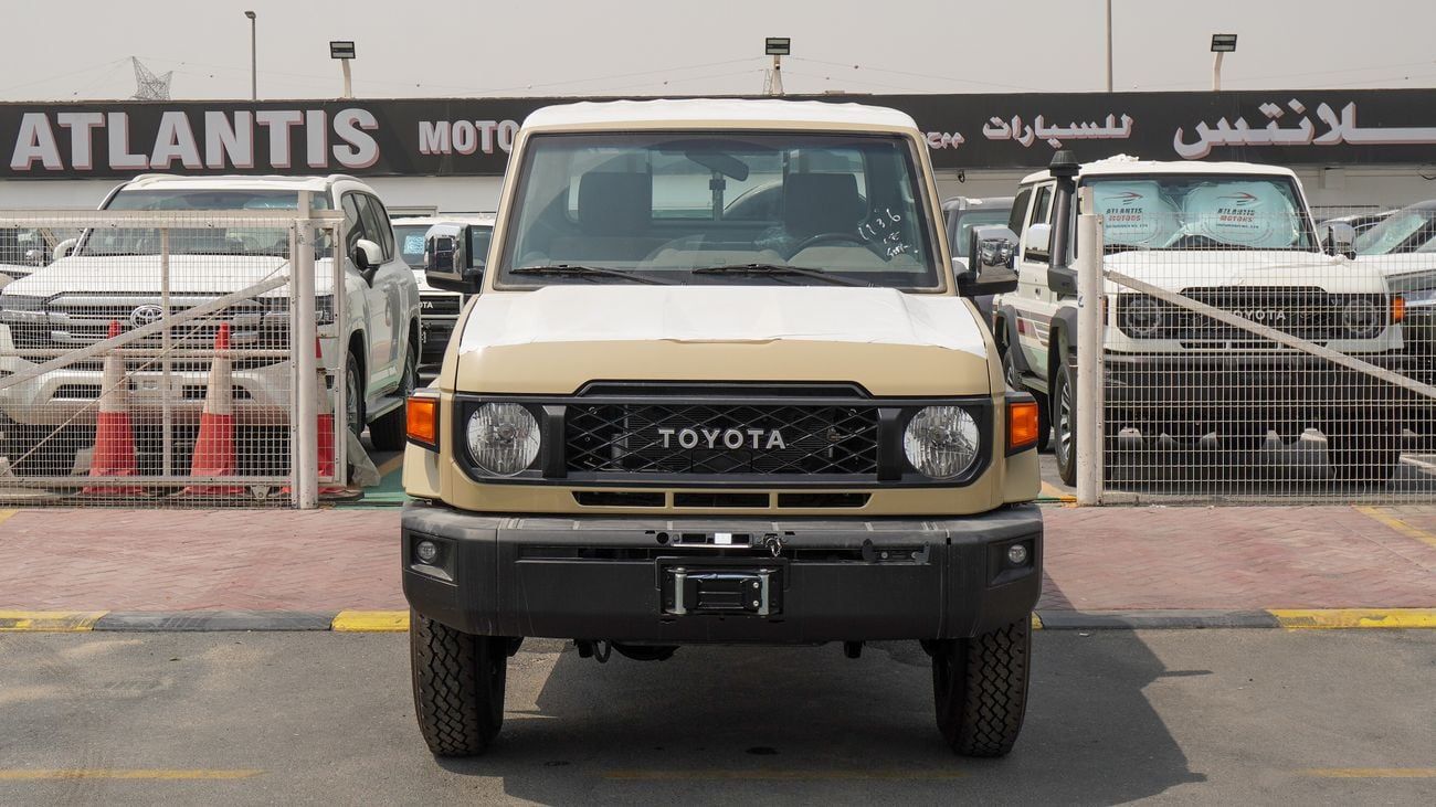 Toyota Land Cruiser Pick Up LX 4.0L V6 SINGLE CABIN A/T
