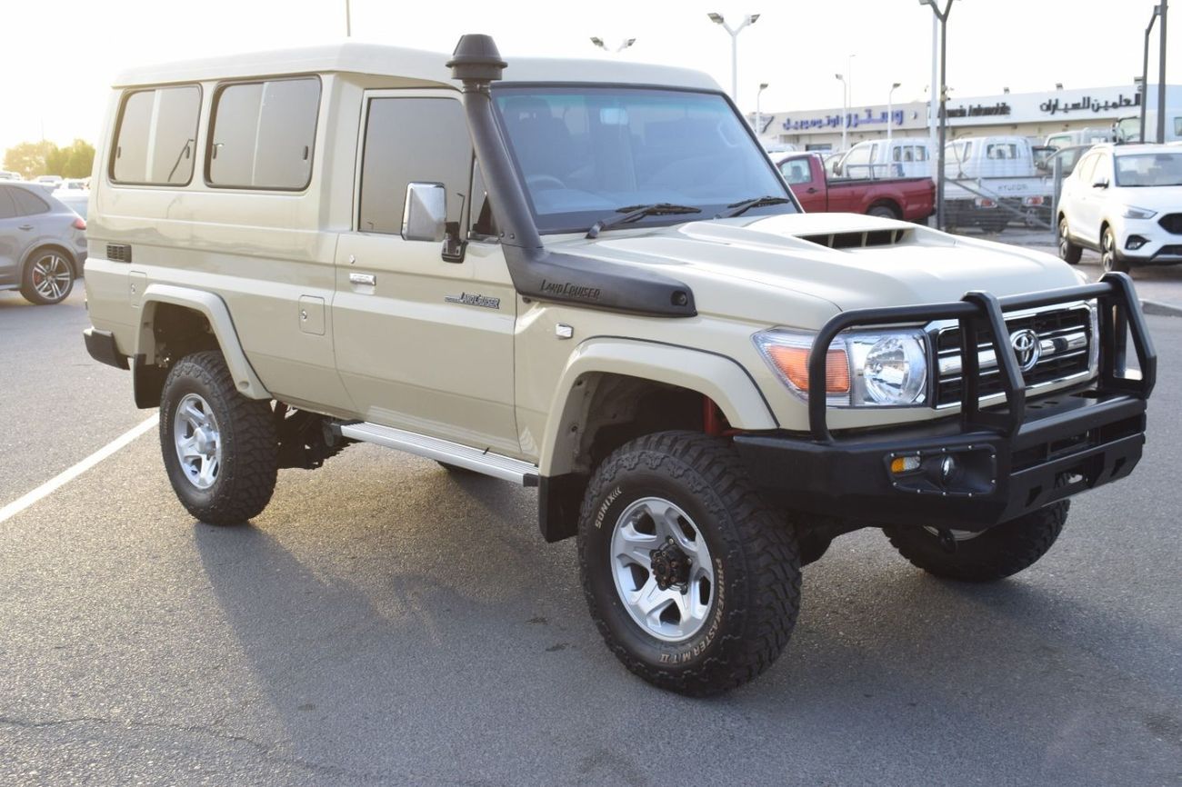 تويوتا لاند كروزر 70 2020 LAND CRUISER HARDTOP