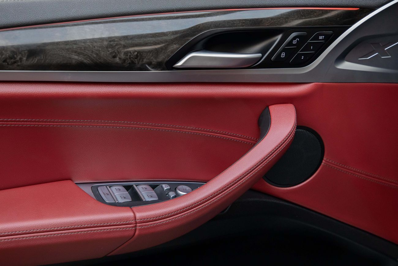 BMW X4 X4 M-Kit | 3,095 P.M | 0% Downpayment | BMW X4 M-Kit|BMW Serviced! | Ramadan Offer!