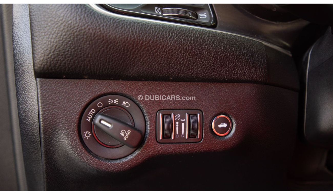 Dodge Challenger Dodge Challenger SXT V6 / 2018 / USA