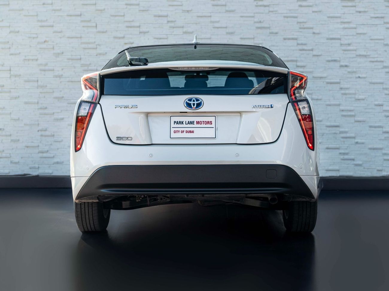 Toyota Prius AED 786 PM • PRIUS HYBRID • 1.8 INLINE-4 • FULL SERVICE HISTORY • PRISTINE CONDITION