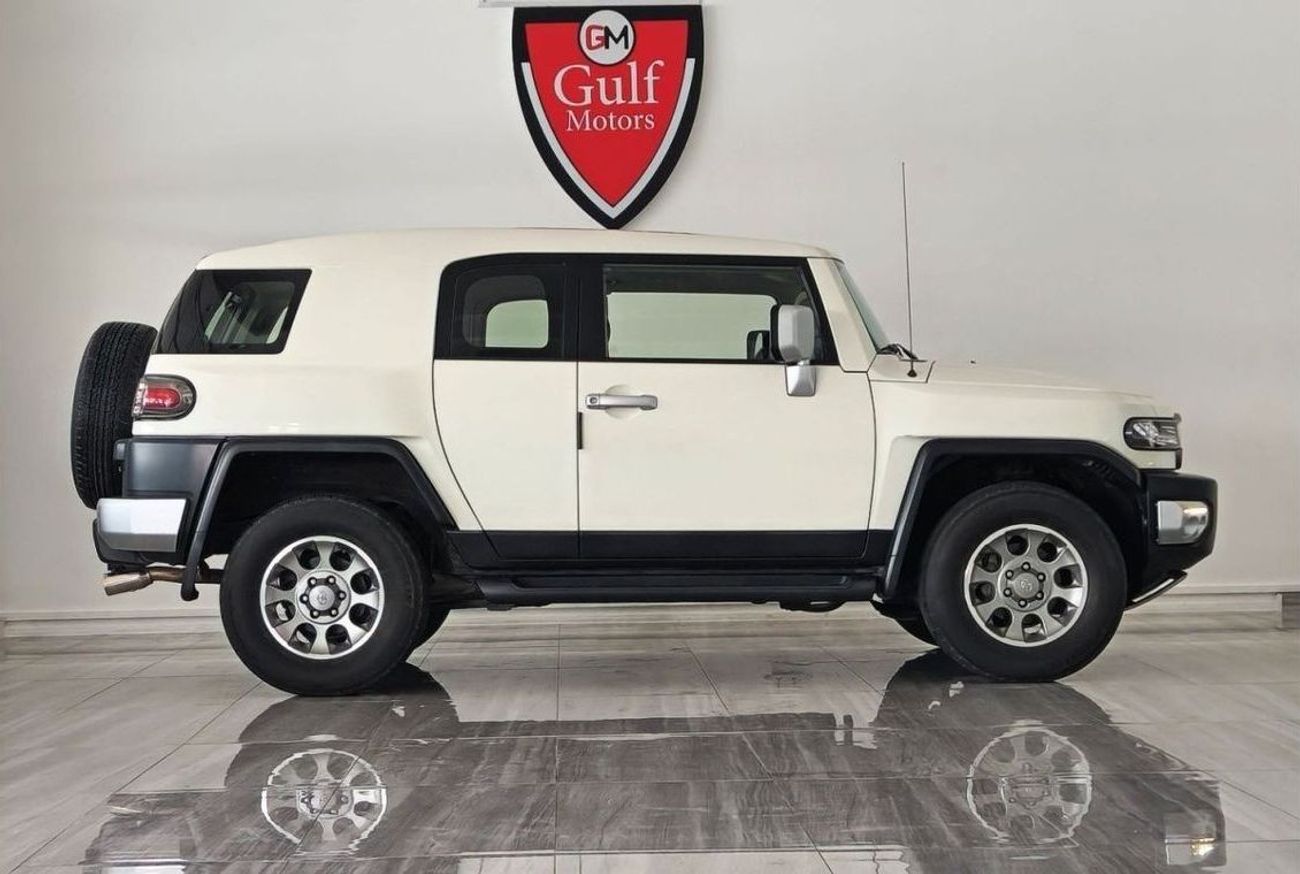 Toyota FJ Cruiser V6 4.0L-6CYL SUPERCHARGED EXCELLENT CONDITION