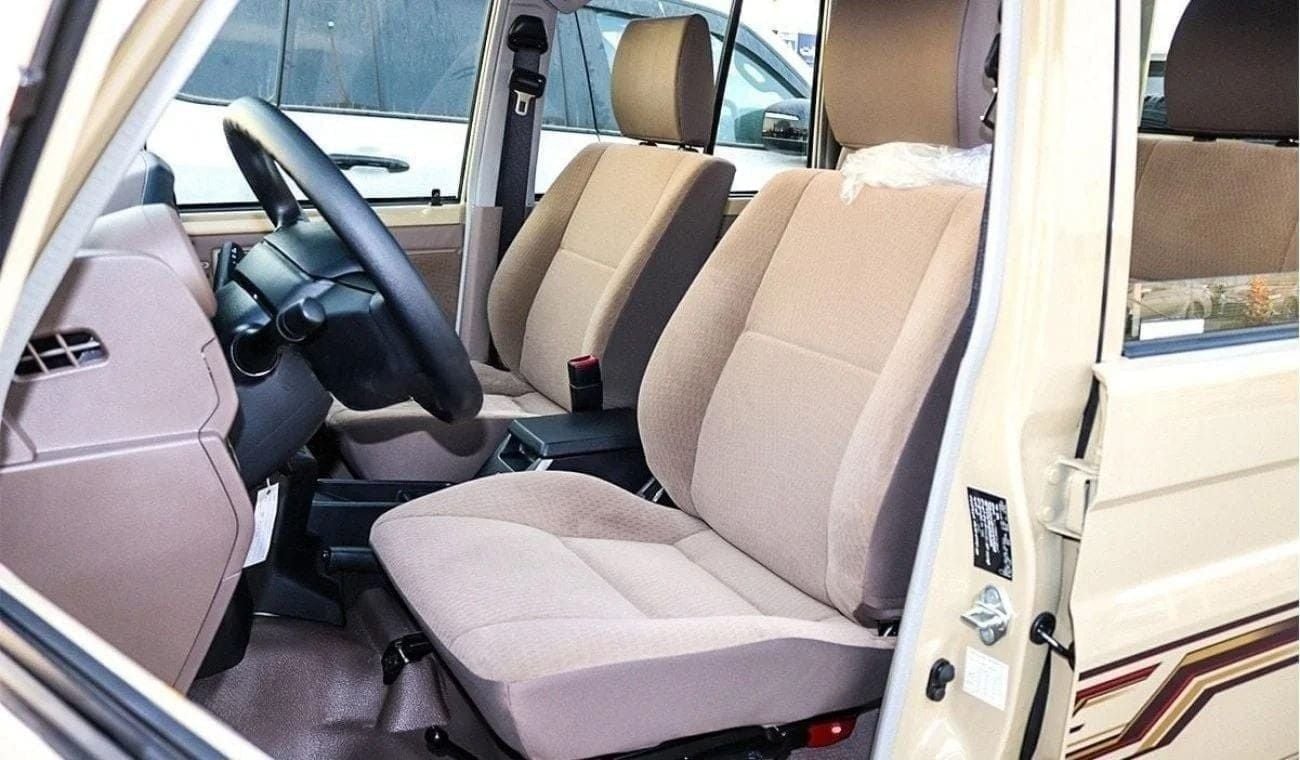 تويوتا لاند كروزر بيك آب DC 2.8AT diesel