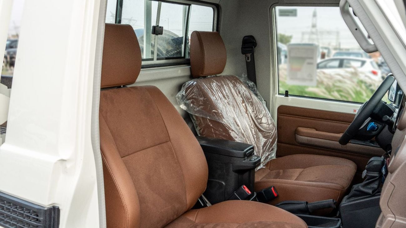 Toyota Land Cruiser Pick Up 2026 Toyota LC79 2.8L AT Diesel Full Option (White-Brown)