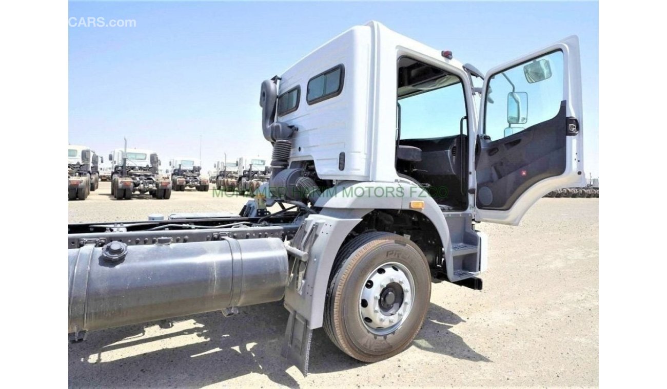 ميتسوبيشي فوسو 12.5 ton chassis 2024 model