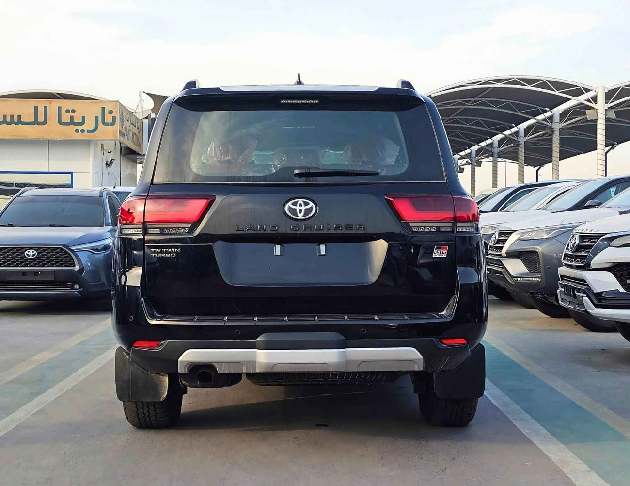 Toyota Land Cruiser GR SPORT || 3.3L Diesel V6 / RADAR / BIG DVD / REAR ENTERTAINMENT DVD / COOL BOX (CODE#LCDGR)