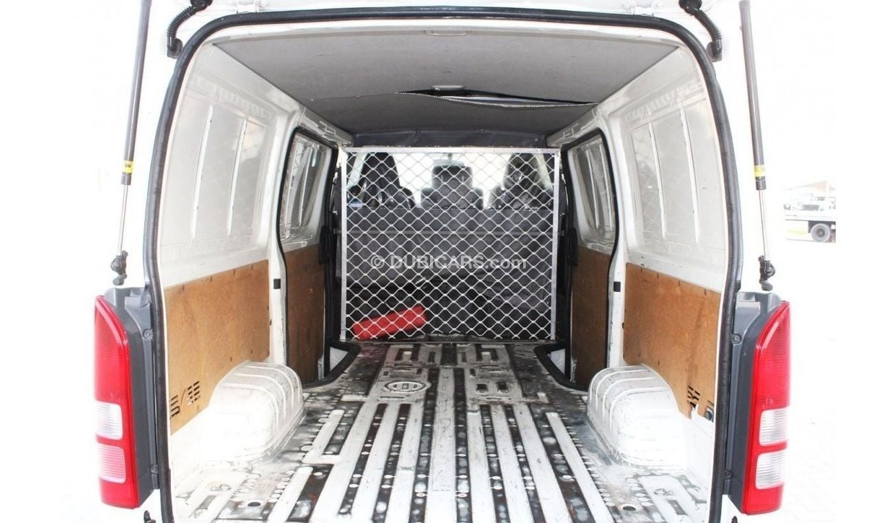 تويوتا هاياس GL - Std سقف تويوتا هايس 2020 فان خليجي بحالة ممتازة