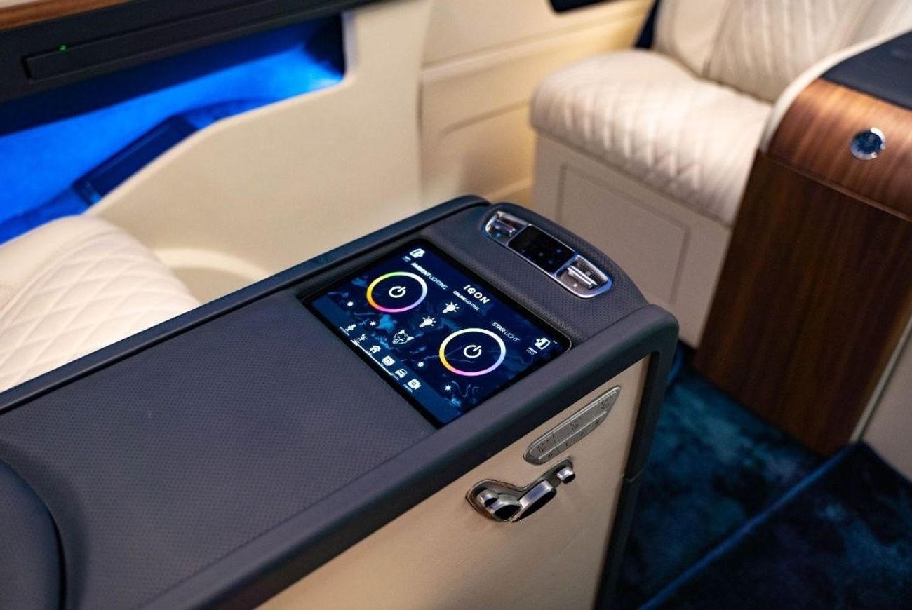 مرسيدس بنز V 300 NEW SHAPE V300d With Full VIP Conversion AVAILABLE IN LEFT OR RIGHT HAND DRIVE