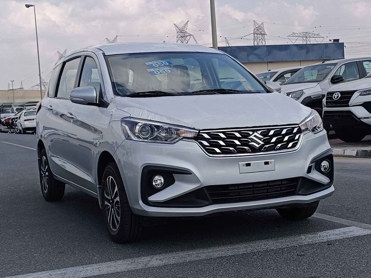 سوزوكي ايرتيغا 1.5L Petrol, DVD +Camera / Push Start / 7 Seater 2024 (CODE # ERGLXF)