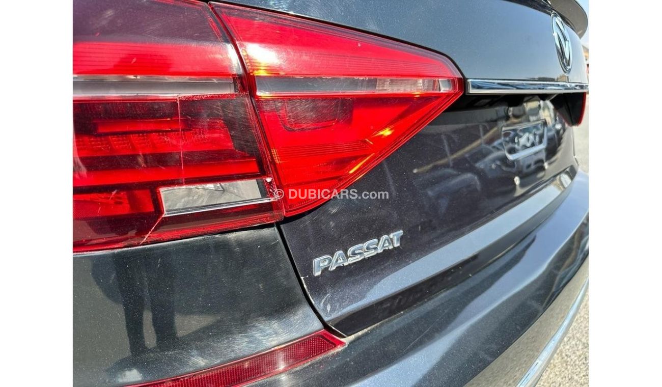 Volkswagen Passat SE