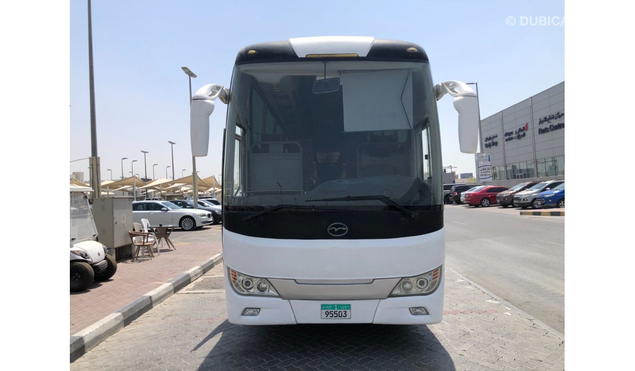 Wuzhoulong FDG6128A CNG BUS GCC