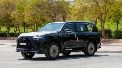 لكزس LX 700h F SPORT محرك هجين سعة 3.5 لتر، محرك V6 مزدوج، 5 مقاعد، نظام صوتي مارك ليفينسون 25، نظام ركن آلي، دفع رباعي أ