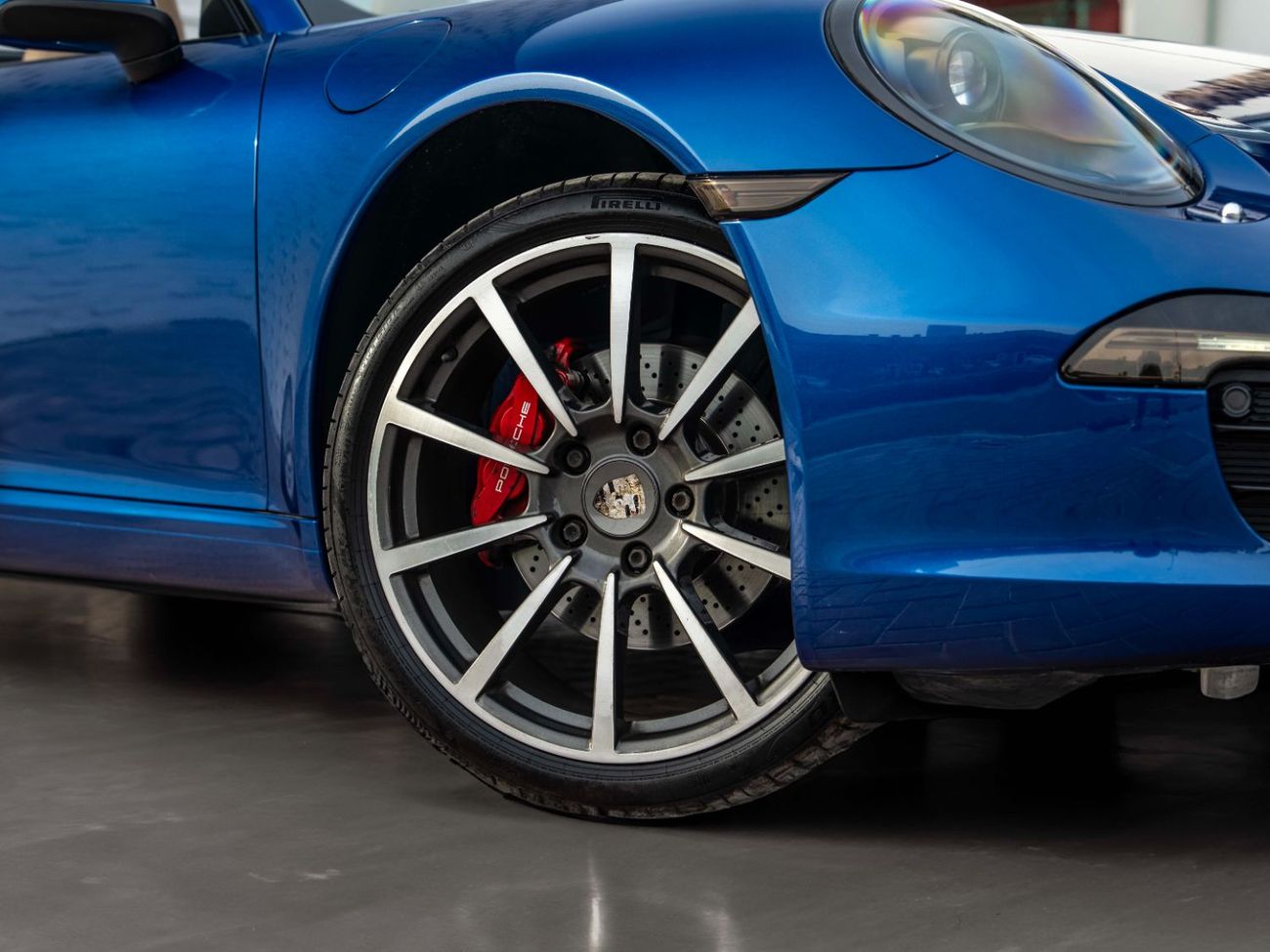 Porsche 911 Carrera 3.4L Convertible