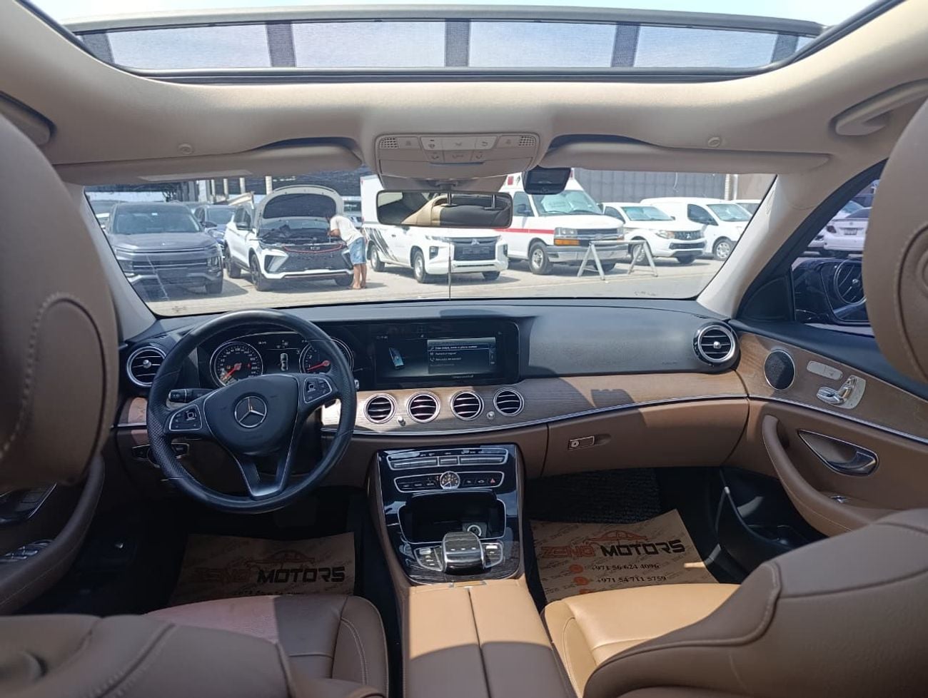 مرسيدس بنز E300 Premium + 2.0L