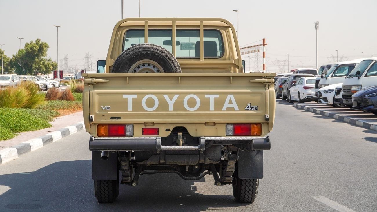 Toyota Land Cruiser Pick Up