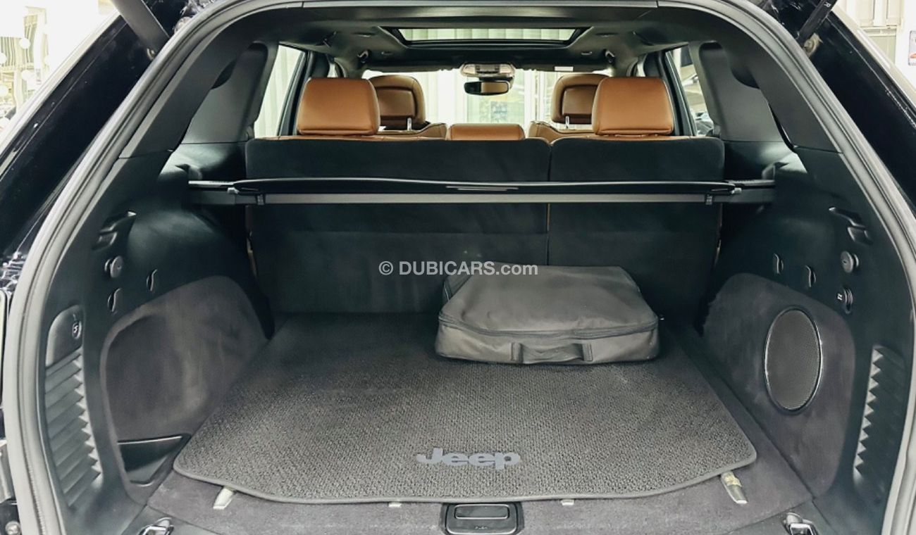 Jeep Grand Cherokee Summit GCC .. FSH .. V8 .. Perfect Condition .. Top Range .