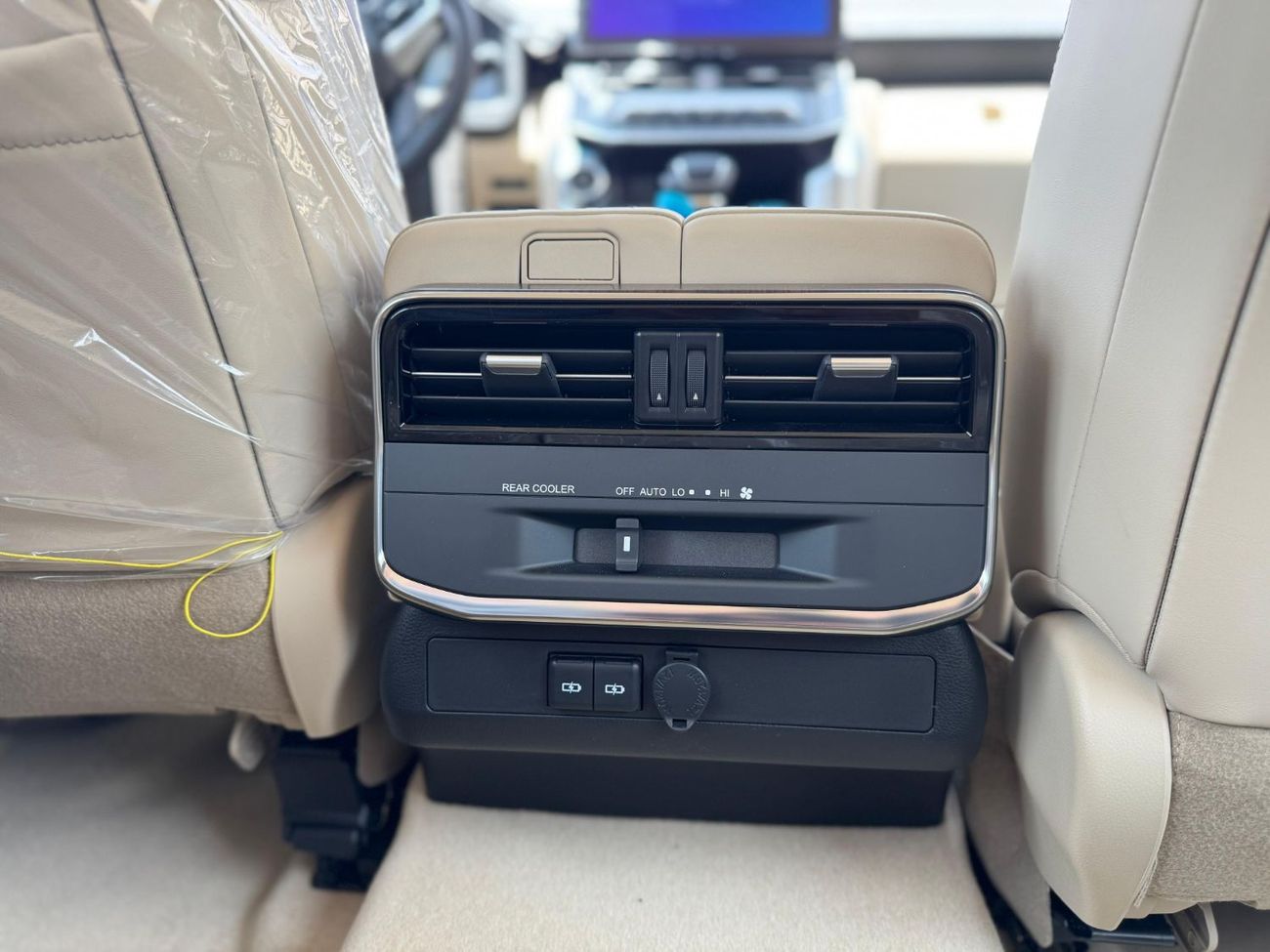 تويوتا لاند كروزر تويوتا لاندكروزر GXR 2025 | V6 توين تيربو | فل أوبشن | زيرو | خليجي