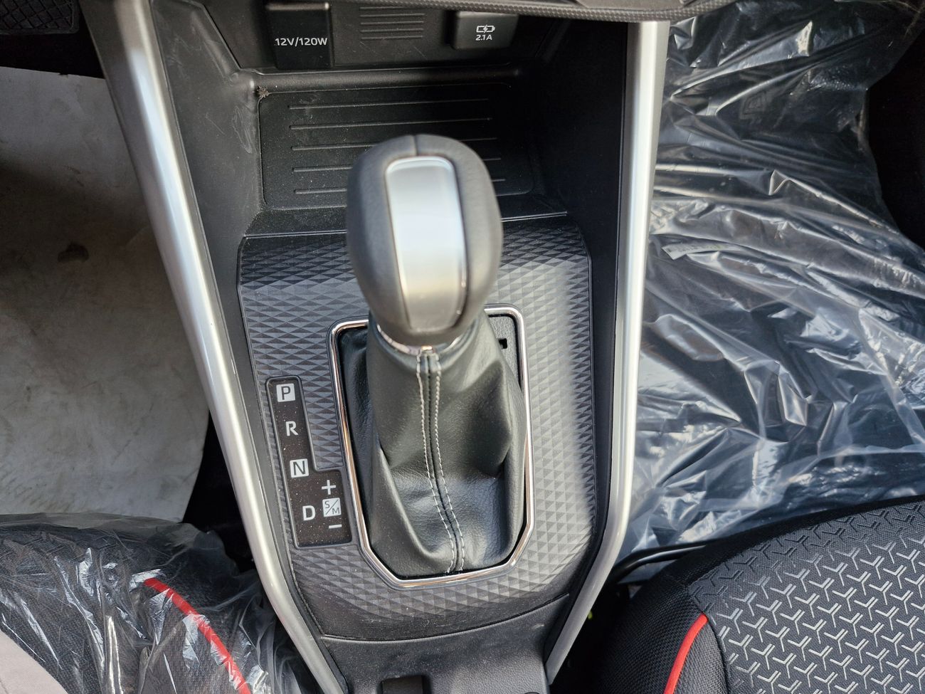 Toyota Raize 2024 Turbo 1.0L 3-cyl Petrol FWD Automatic 0Km