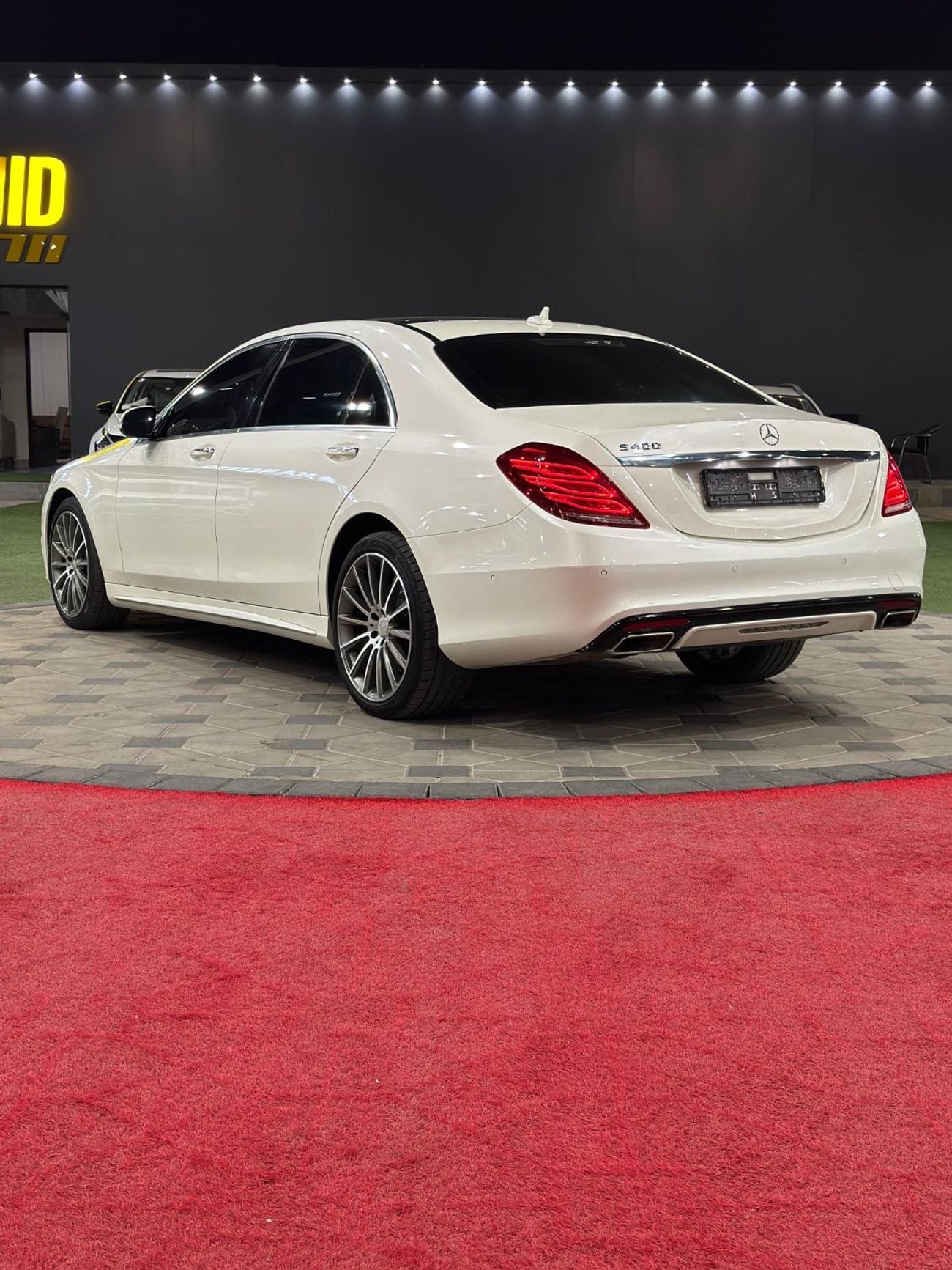 مرسيدس بنز S 400