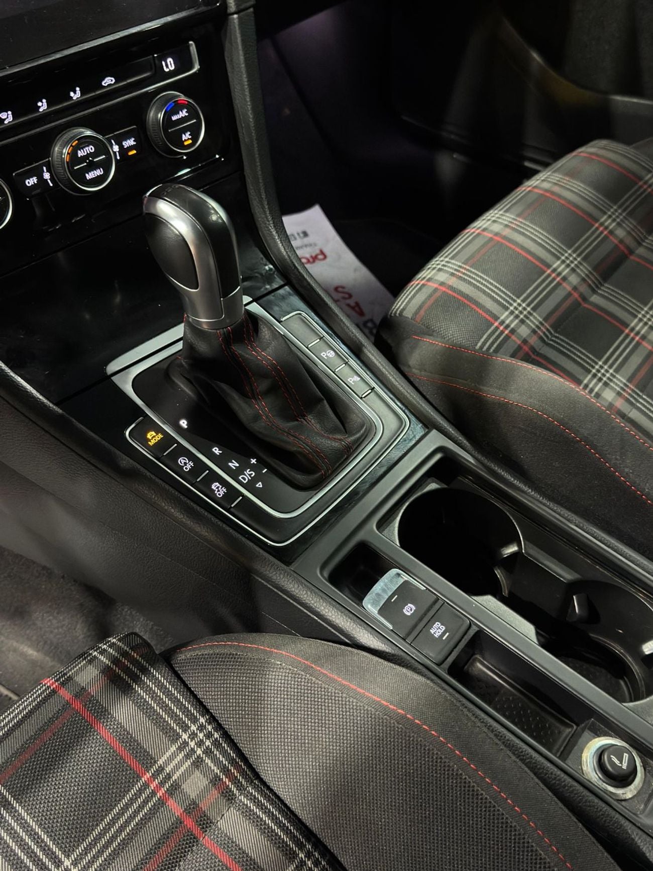 Volkswagen Golf GTI SEL 2.0T
