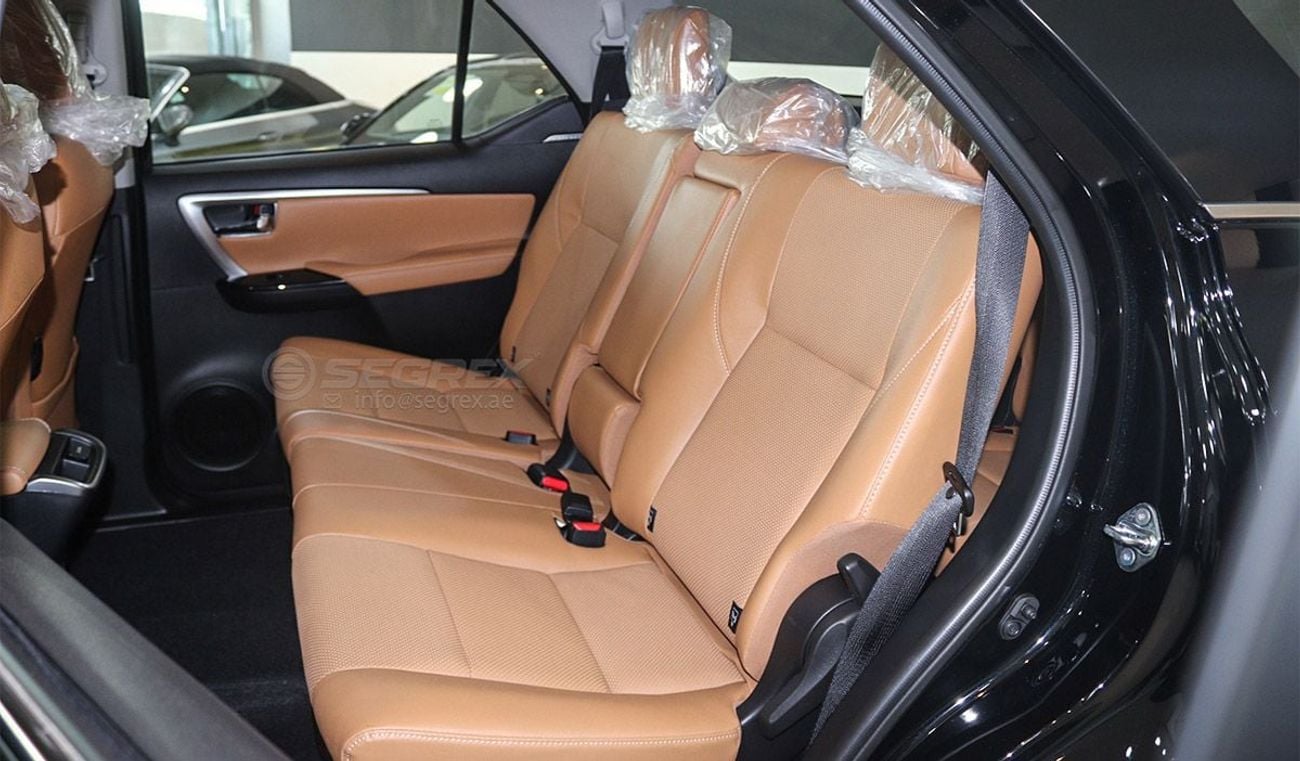Toyota Fortuner 2025 Model Toyota Fortuner, 4.0L Petrol 4WD 6A/T