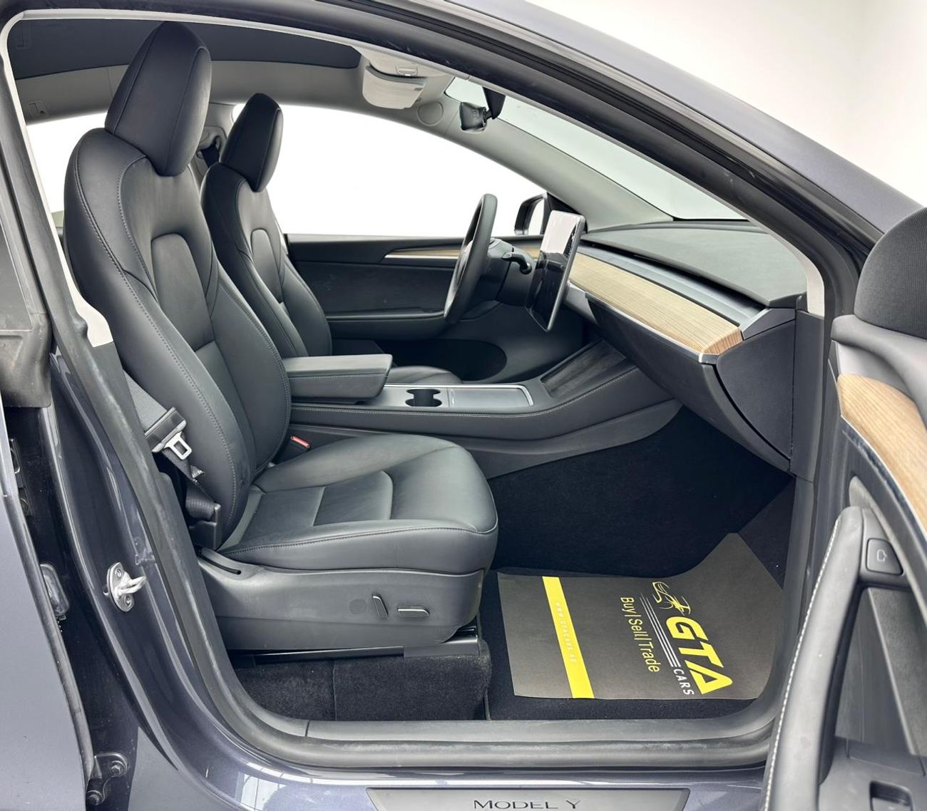 تسلا موديل Y 2022 Tesla Model Y Long Range, Sep 2026 Tesla Warranty, Tesla Full Service History, GCC