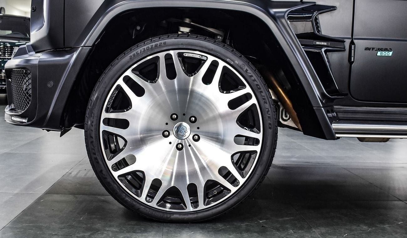 Mercedes-Benz G 63 AMG MERCEDES-BENZ G-63 2020 FULL CARBON.SATIN BLACK EXTERIOR, TIFFANY BLUE INTERIOR. IN EXCELLENT CONDIT