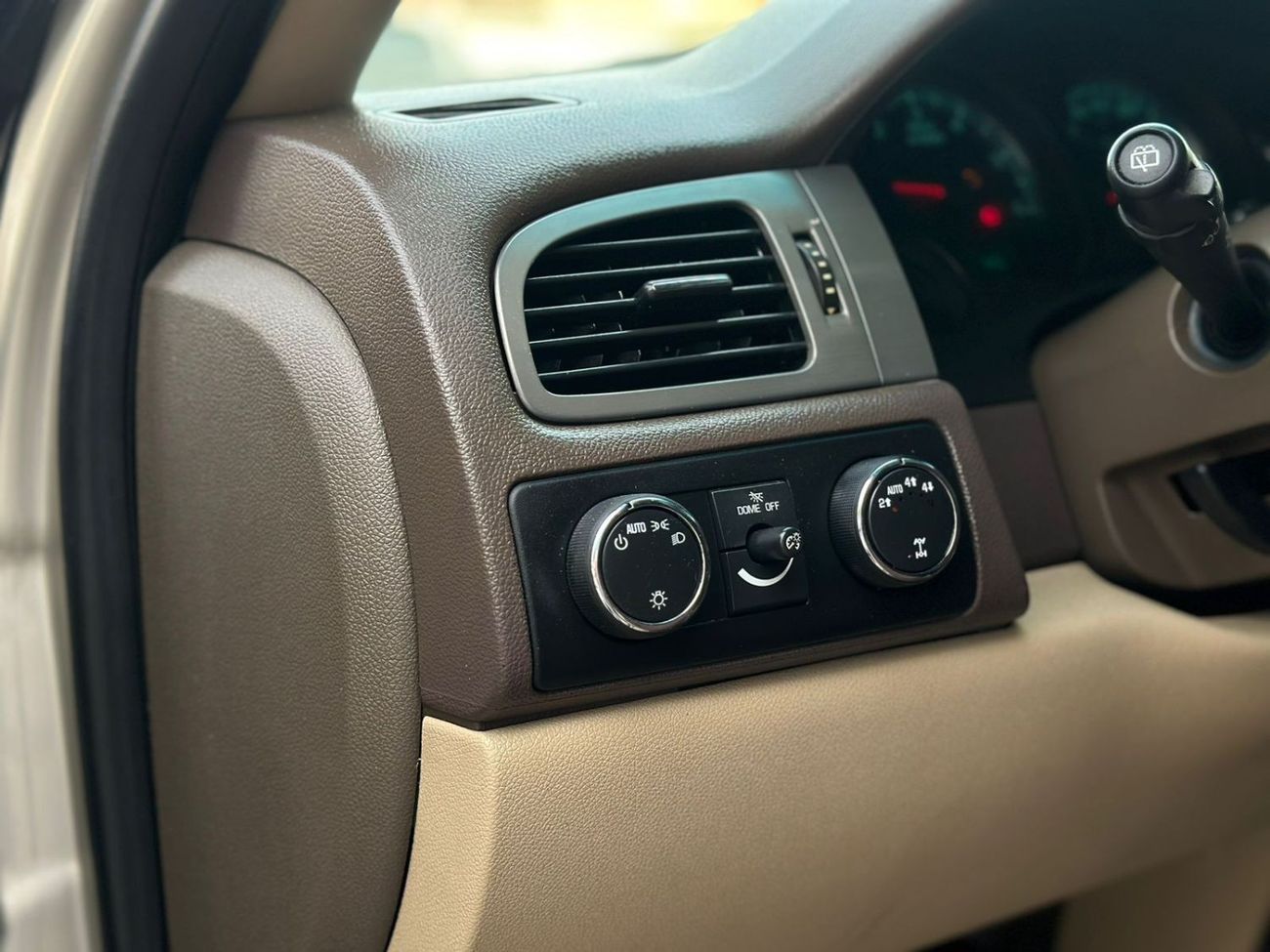 Chevrolet Suburban LS