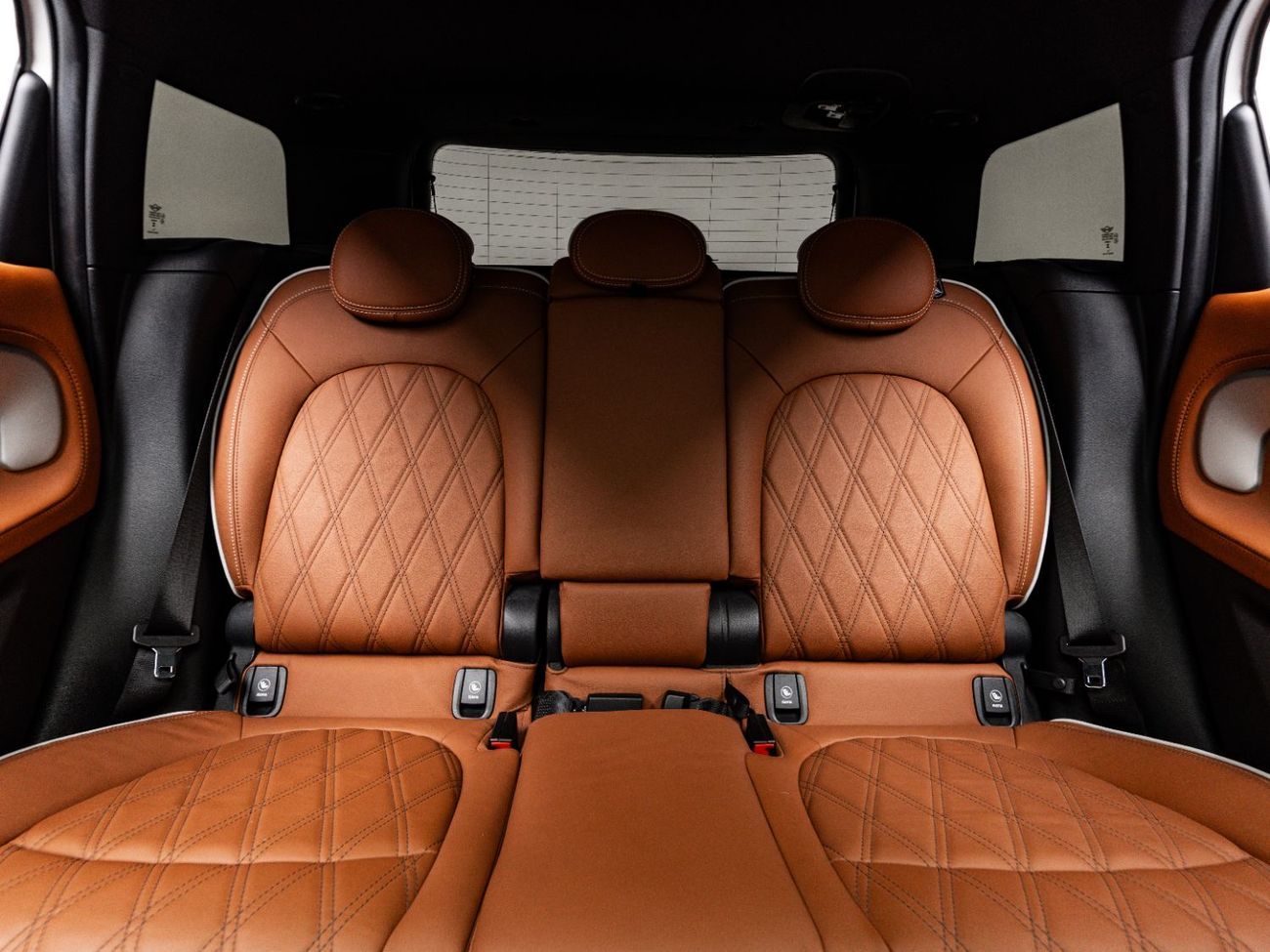 Mini Countryman The BEST Ramadan Offer in the UAE - Limited Time Only, February 2027 Warranty + Service Contract