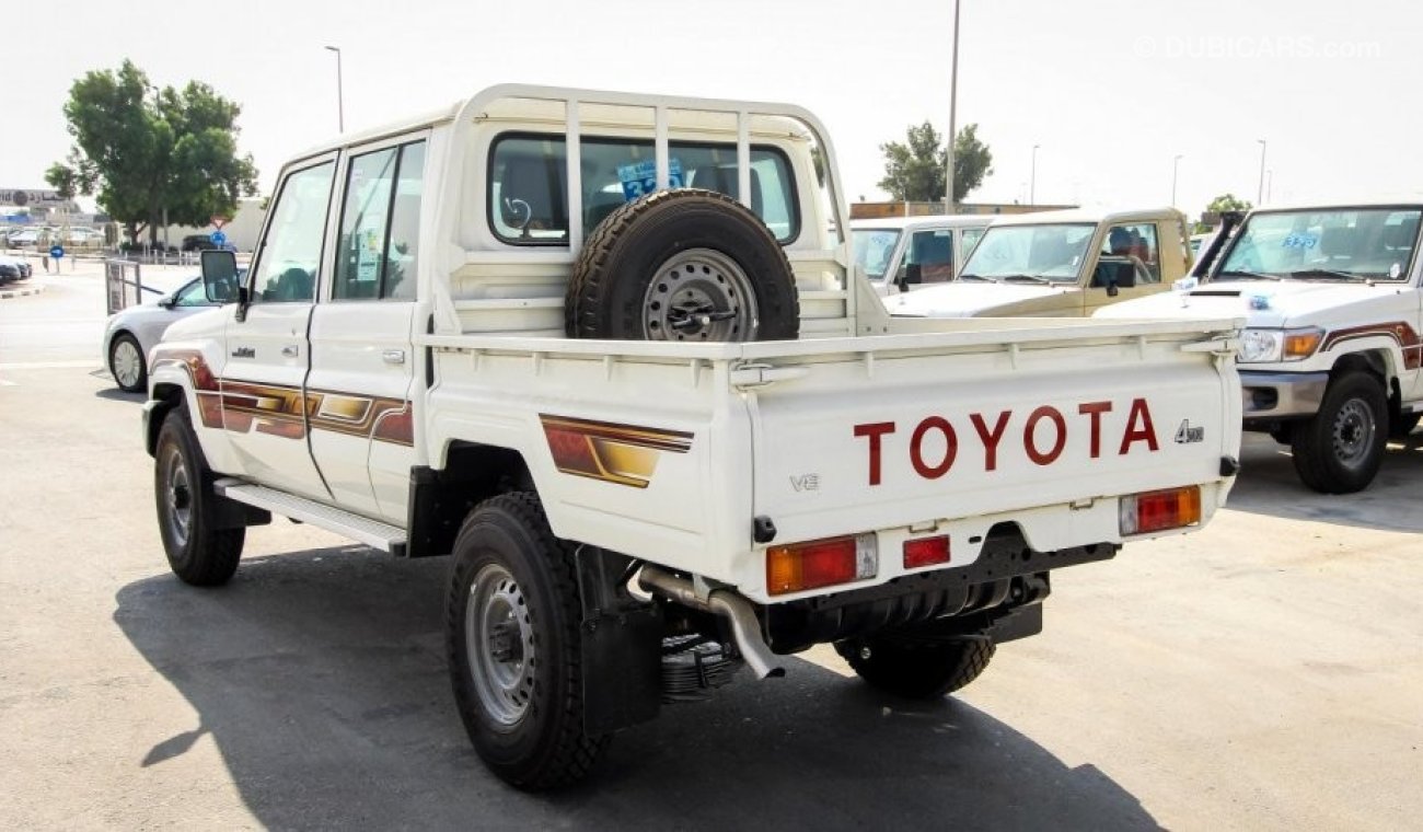 تويوتا لاند كروزر بيك آب Toyota Land Cruiser Pickup V8 Diesel 4WD Double Cab 2018