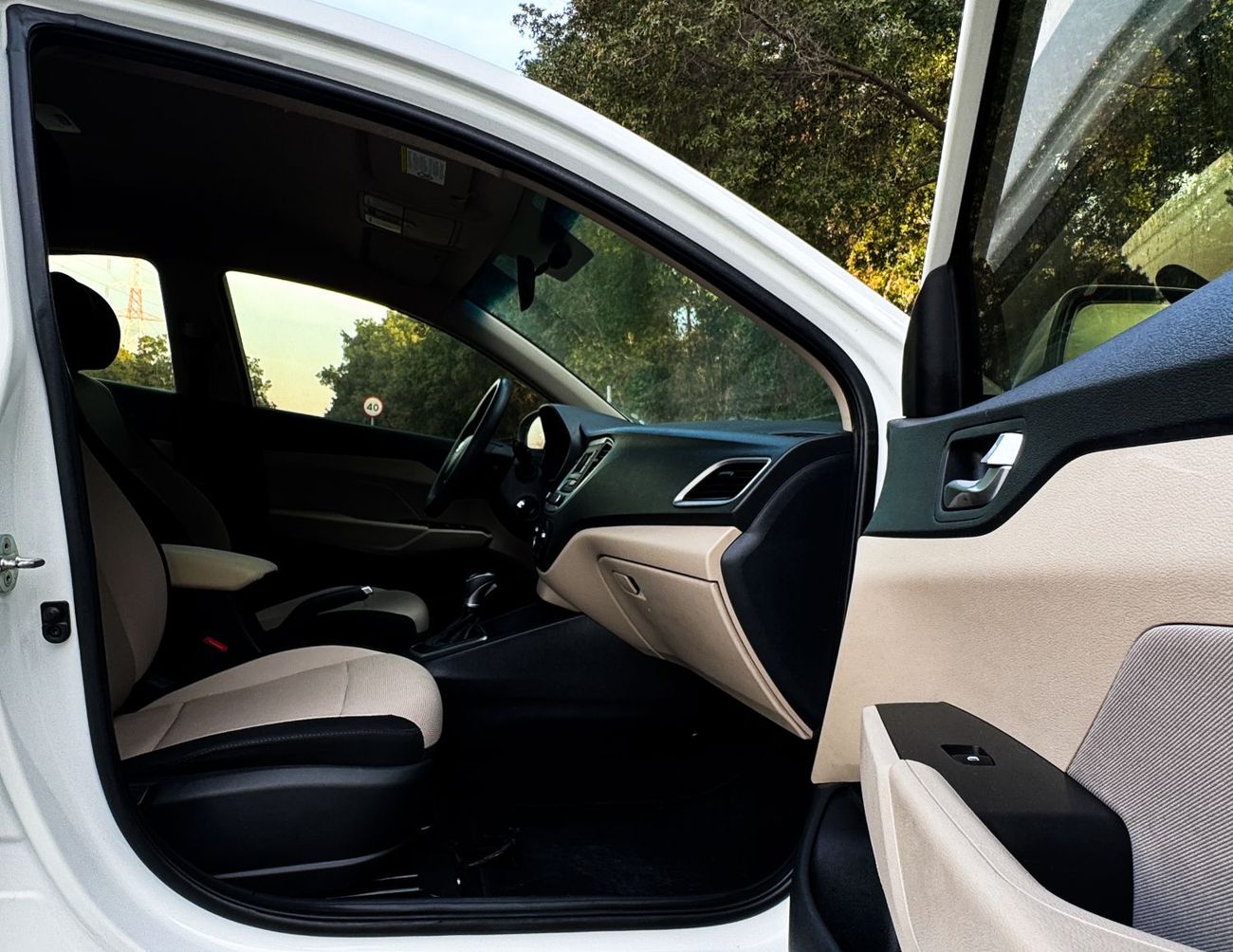 Hyundai Accent GL 1.6L (138 HP) Sedan Hyundai Accent | 1.6 L | 2022 | GCC | Accident-Free | In Excellent Condition 