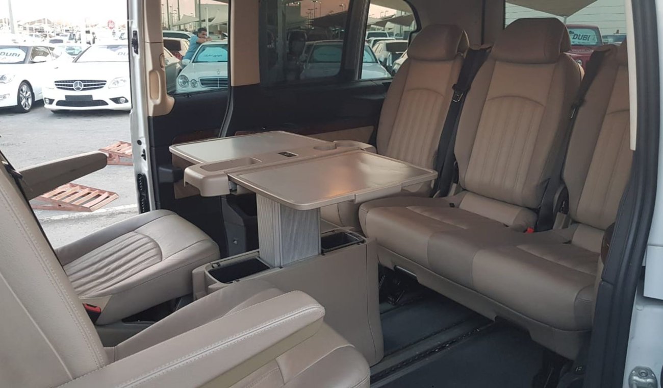 Mercedes-Benz Viano Mercedes Benz Viano model 2015 GCC one owner prefect condition full option