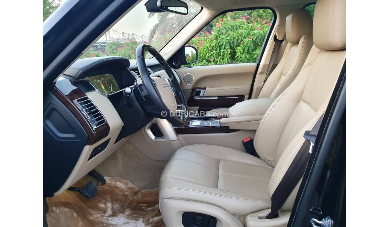 لاند روفر رانج روفر فوج SE 5.0L 2016 Model with GCC Specs