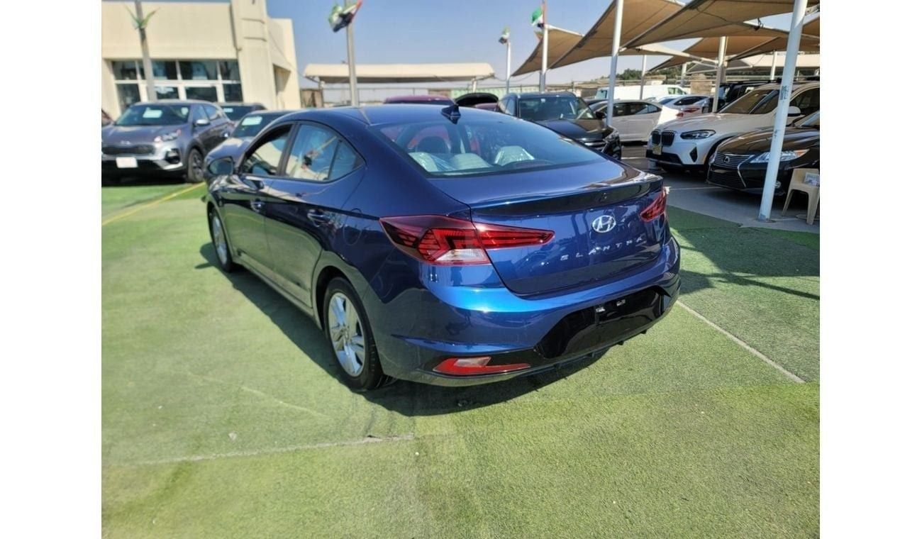 Hyundai Elantra GL 2.0L