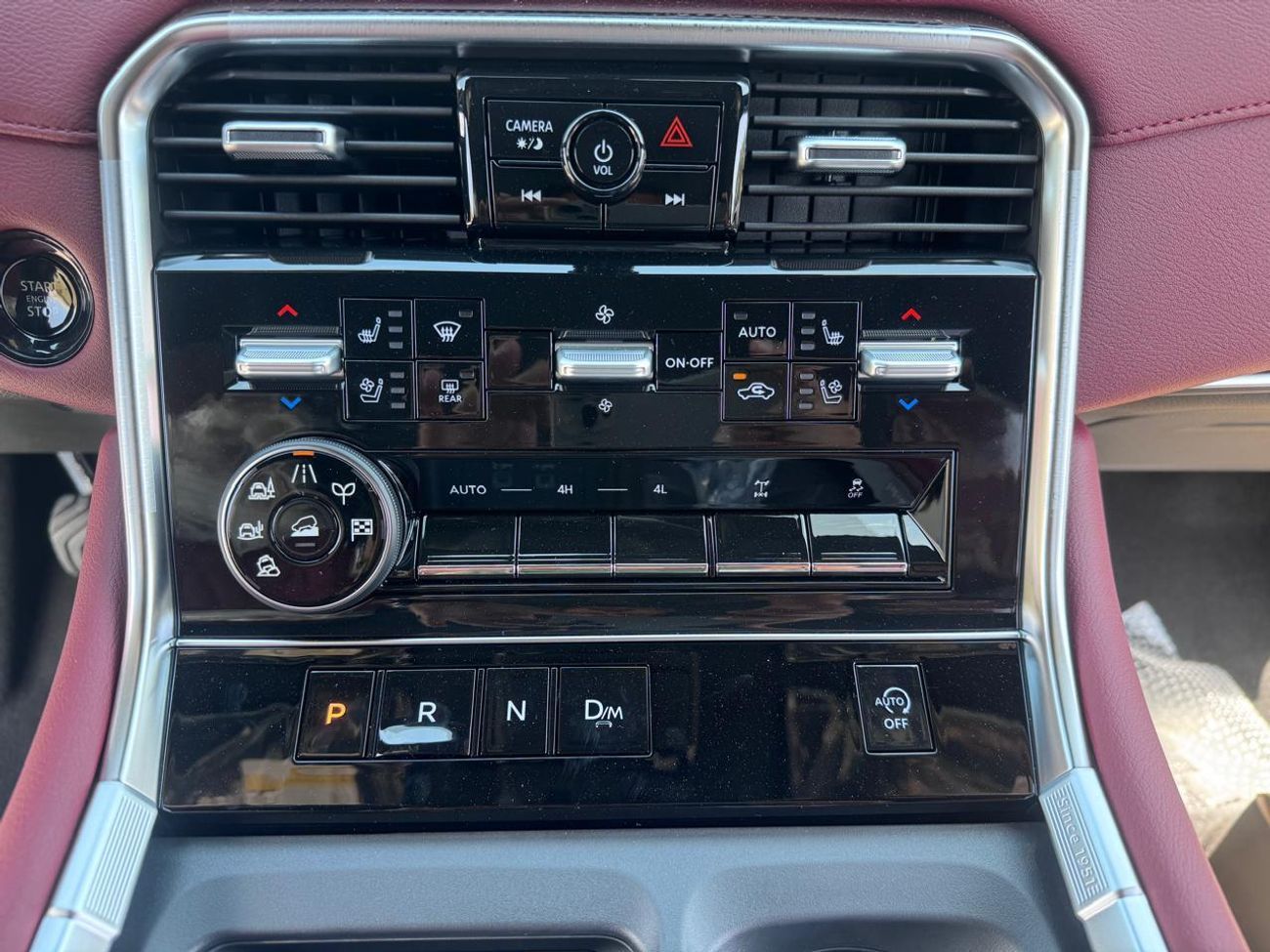 Nissan Patrol SE Platinum City 3.8L (Ext _GRAY  Inter_BURGUNDY)