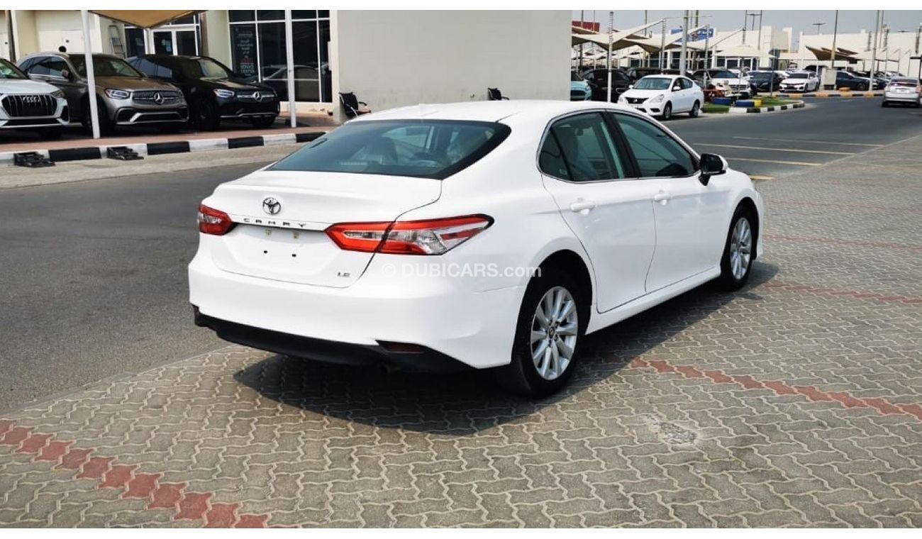 Toyota Camry LE